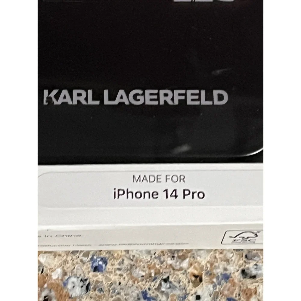 Case iPhone 14‎ pro Karl Lagerfeld MagSafe Cat Choupette Figure Black Ombré Slim